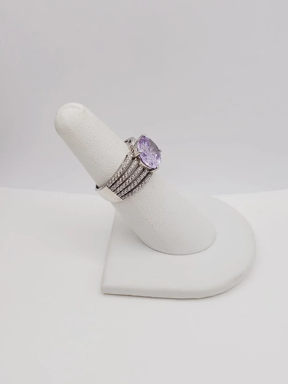 4.50 Carat Horizontally Set Oval Purple Stone - 925 Sterling Silver Ring